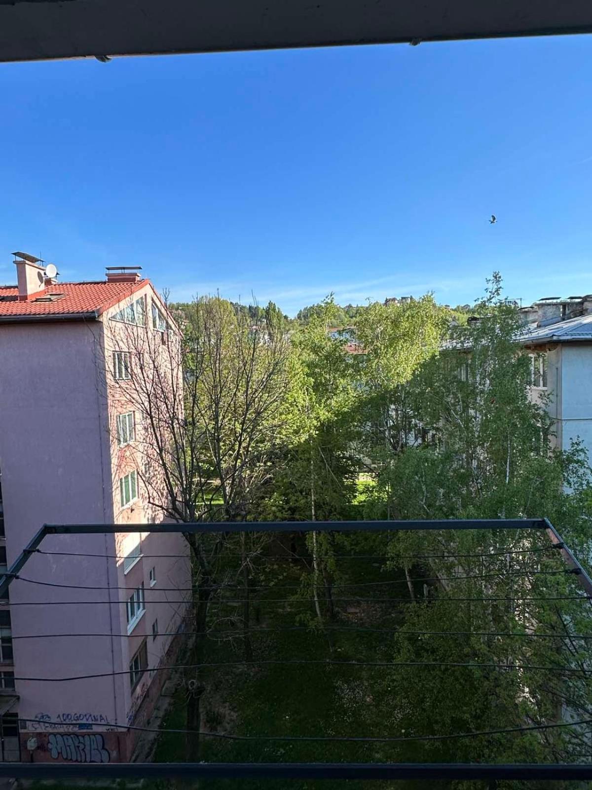 Avanti - Blizina Centra,besplatan Parking I Balkon Daire *